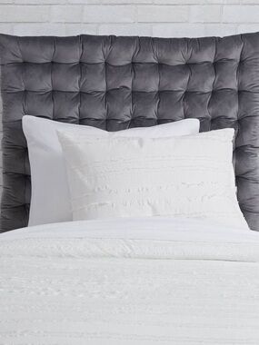 Dormify Twin XL Grey Velvet Tufted headboard BRAND NEW